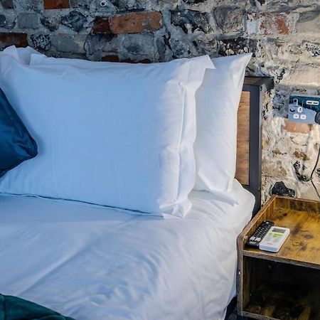 Aparotel Serviced Apartments - Stonehenge, Amesbury Town Centre 外观 照片