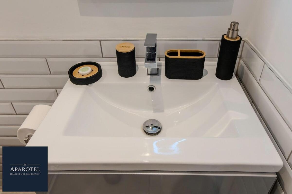 Aparotel Serviced Apartments - Stonehenge, Amesbury Town Centre 客房 照片