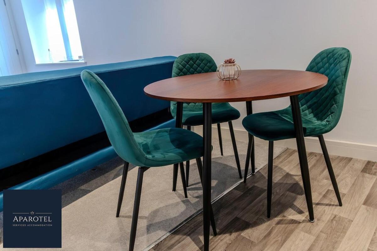 Aparotel Serviced Apartments - Stonehenge, Amesbury Town Centre 客房 照片