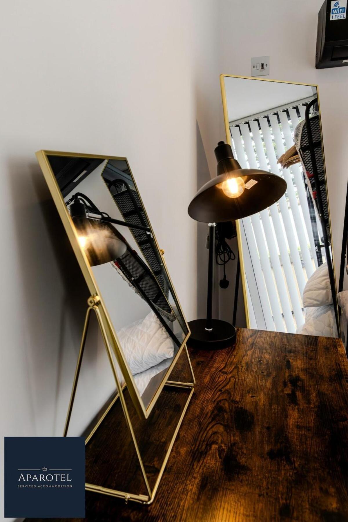 Aparotel Serviced Apartments - Stonehenge, Amesbury Town Centre 客房 照片