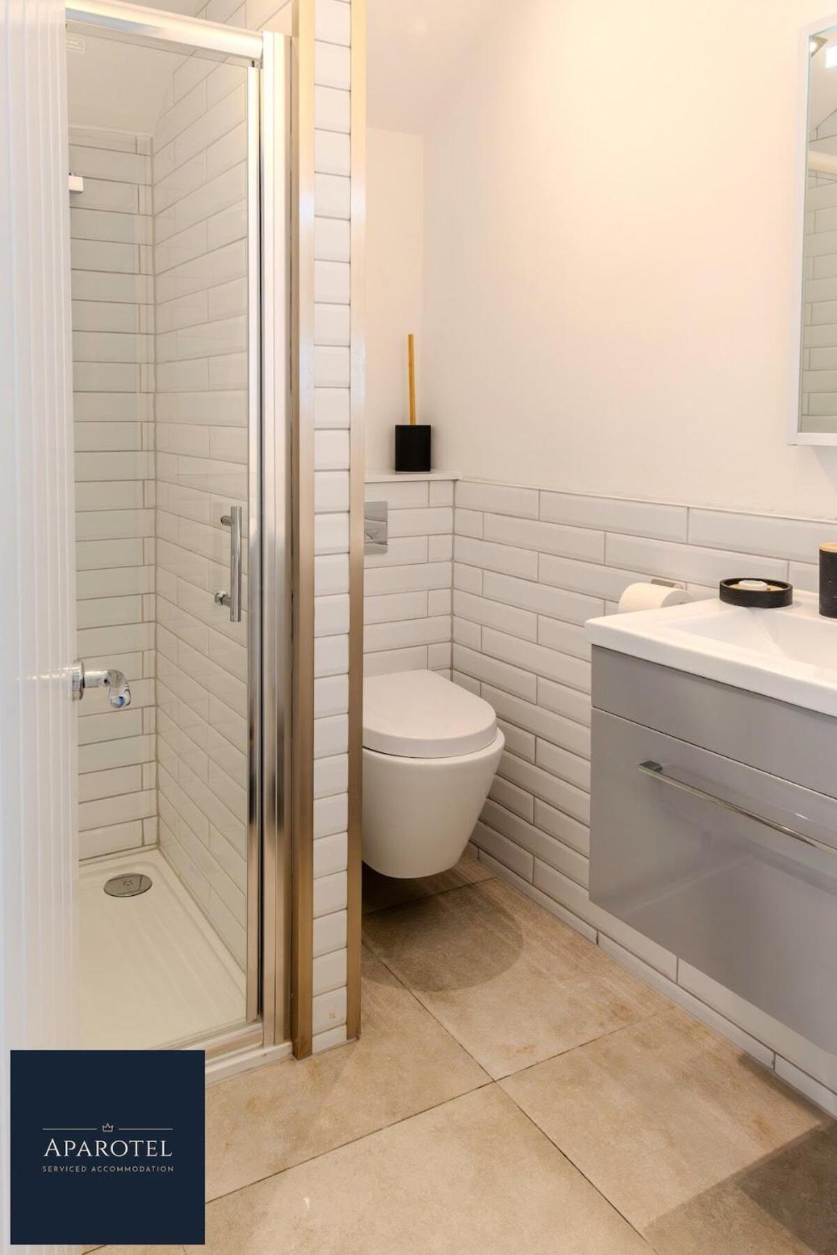 Aparotel Serviced Apartments - Stonehenge, Amesbury Town Centre 客房 照片